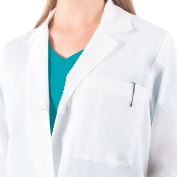 لابكوت طبي نسائي 37 إنش من لايف ثريد لابكوت طبي نسائي 37 إنش من لايف ثريد